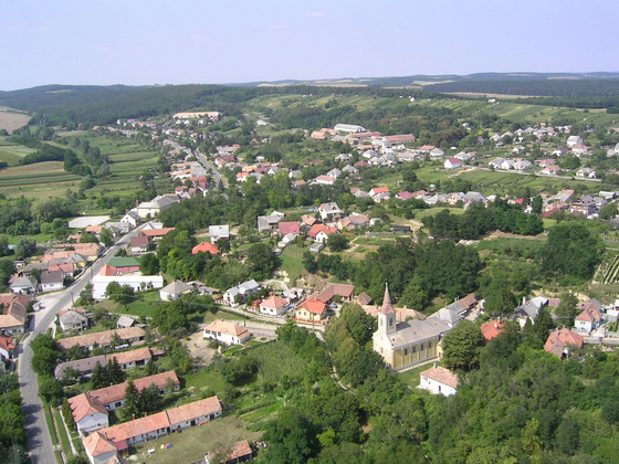 Bakonyalja a Bársonyos